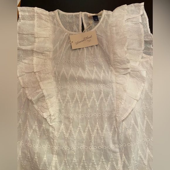 NWT Universal Thread Woman’s White Casual Embroidered Tank Top Size XS - Picture 9 of 9